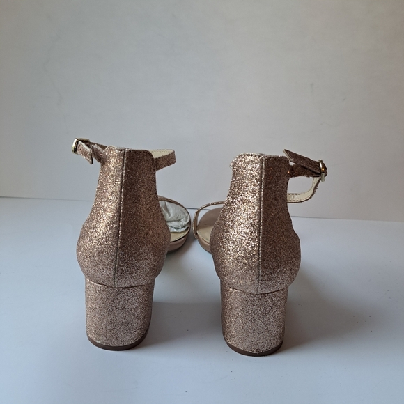 ☀️Betsey Johnson Mari Sandal - Color Champaign - Sz 7.5 - Picture 10 of 14